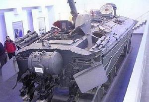 曾与韩国发生交火，沉没后被打捞并展出的朝鲜海军半潜艇